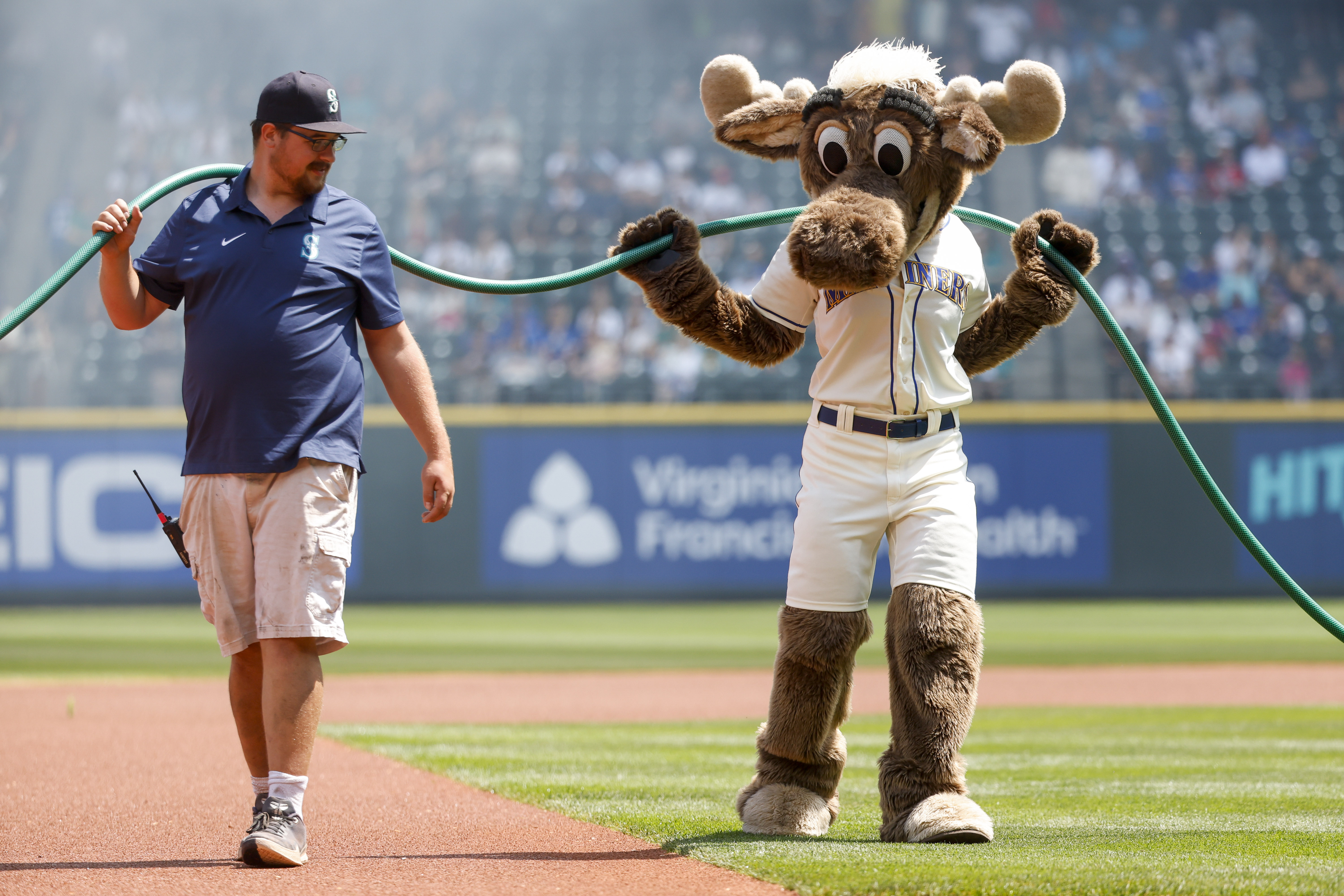 Seattle Mariners Draft Profile James Madison OF Chase DeLauter