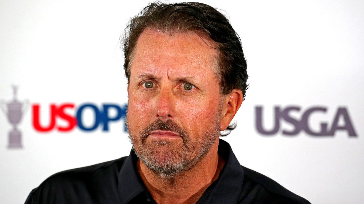 Phil Mickelson gets testy with reporter, tells him to 'let it go' - Vimarsana News