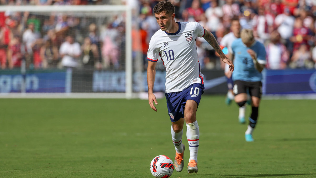 Christina Pulisic playing for the USMNT vs. Uruguay