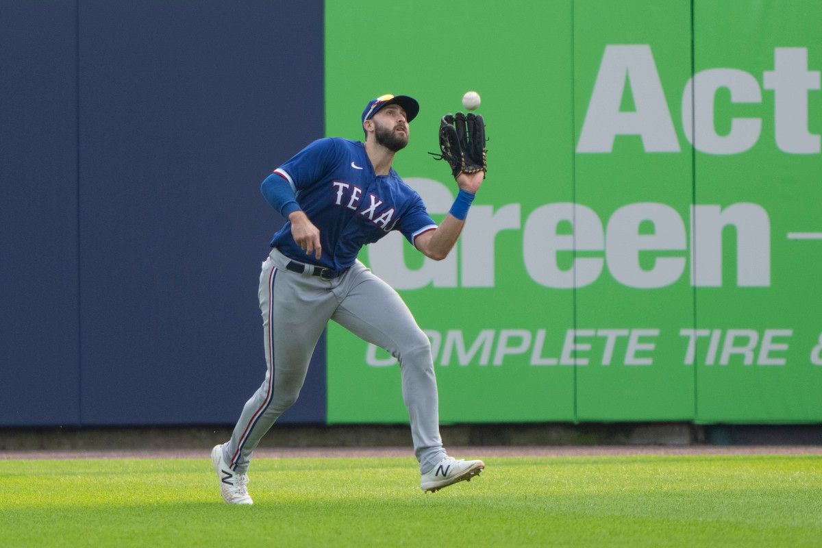 Joey Gallo Playing Outfield for the Texas Rangers.