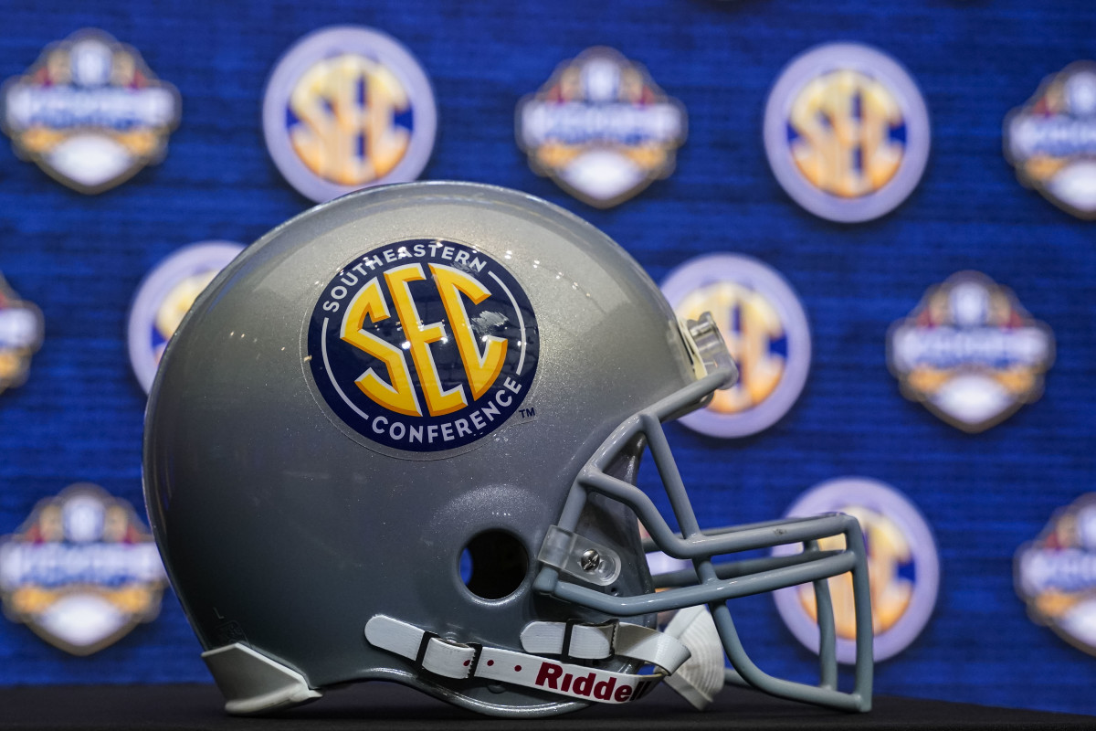 Jul 18, 2022; Atlanta, GA, USA; General views of the stage prior to the start of the SEC Media Days at the College Football Hall of Fame. Mandatory Credit: Dale Zanine-USA TODAY Sports