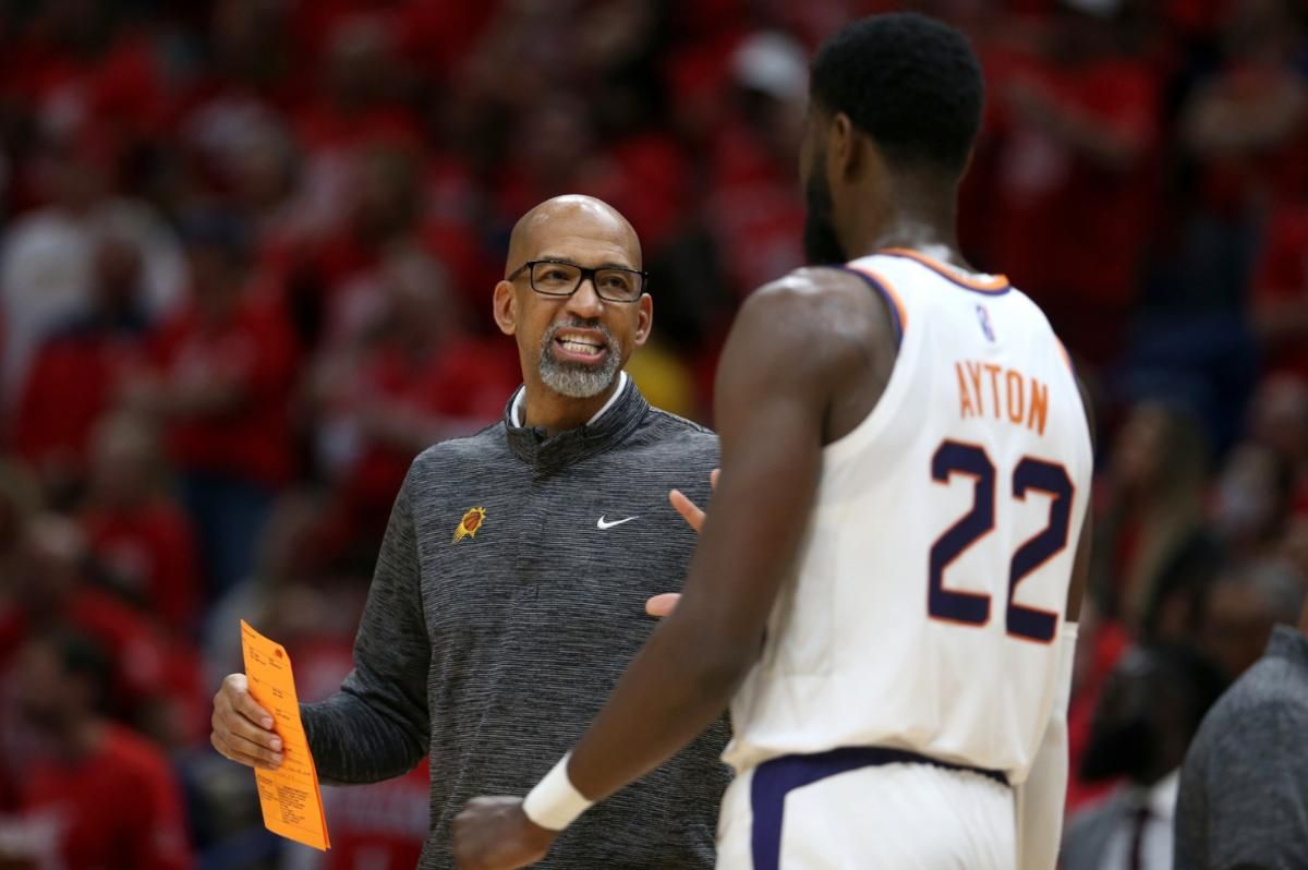 Monty Williams Deandre Ayton