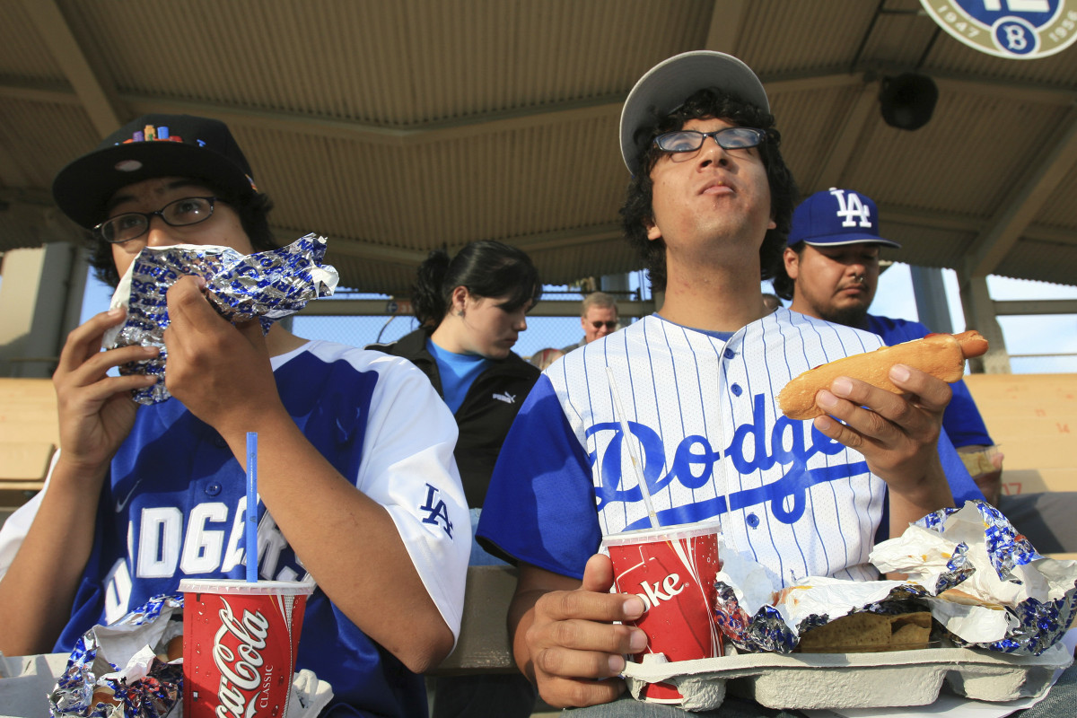 Dodger Dog history, legacy as most iconic hot dog in sports