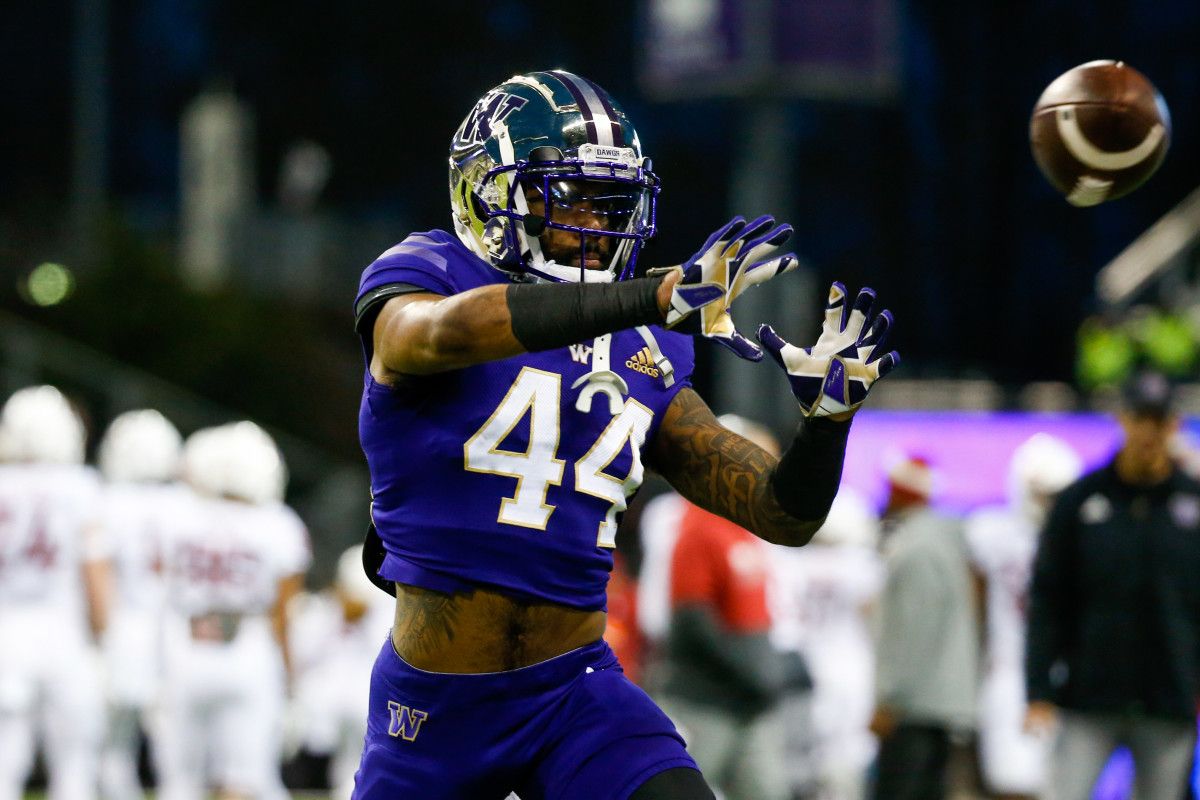 Washington Huskies defensive back Brendan Radley-Hiles (44) participates in pregame warmups against the Washington State Cougars at Alaska Airlines Field at Husky Stadium. Mandatory