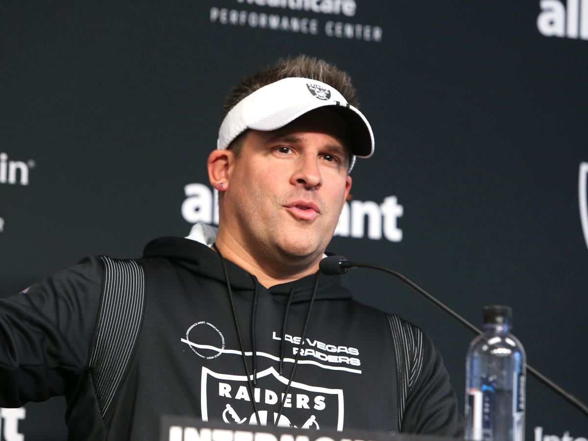 Josh McDaniels: Different feelings running training camp as head coach - Sports Illustrated Las Josh McDaniels: Different feelings running training camp as head coach - Sports Illustrated Las