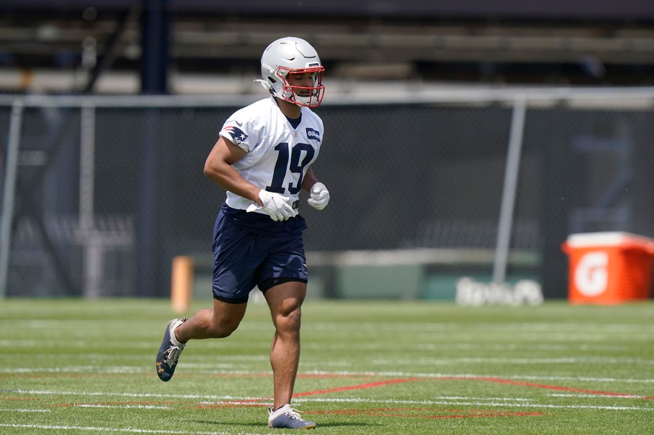 New England Patriots Wide Receiver Running Back Malcolm Perry Retires - Sports Illustrated New England Patriots News, Analysis and More - Vimarsana News
