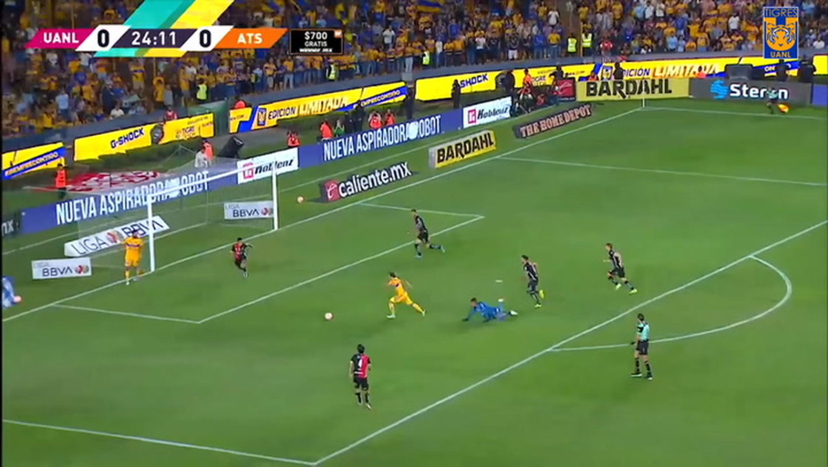 Atlas defender with a lucky goalline clearance Soccer OneFootball