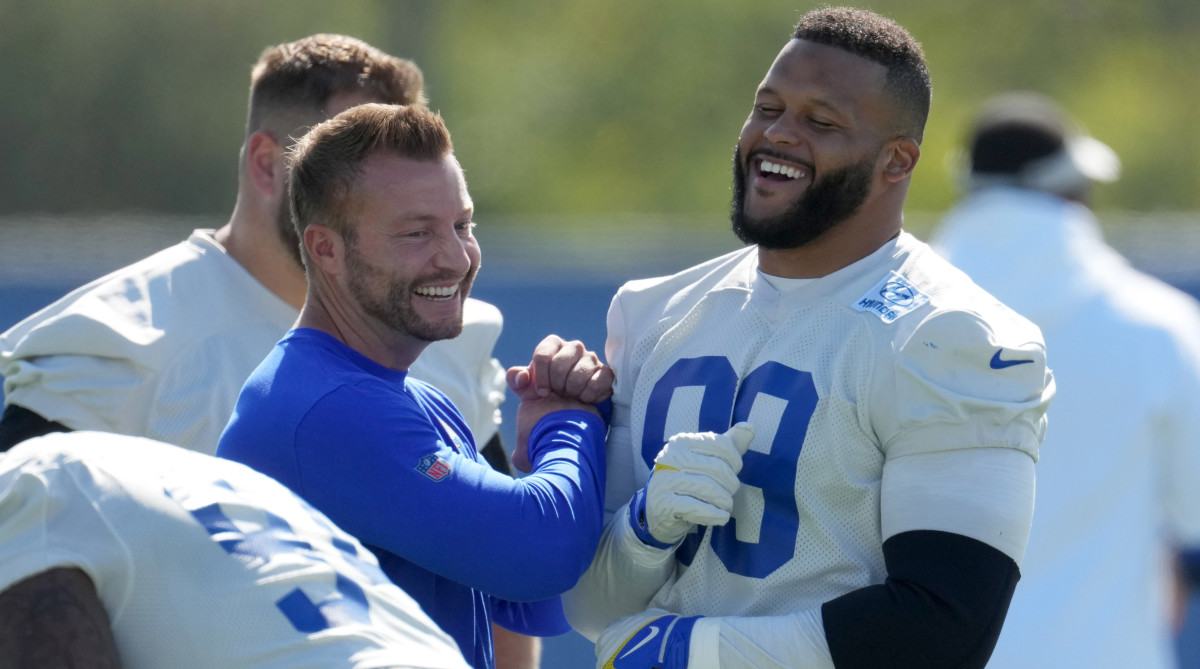 Sean McVay and Aaron Donald share a laugh in Rams minicamp.