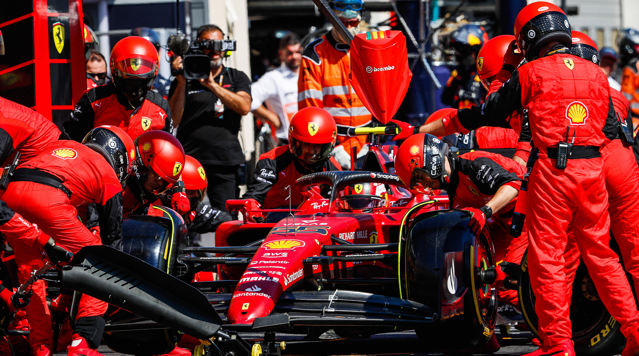 Ferrari aborde la dispute sur la stratégie du Grand Prix de France de Carlos Sainz