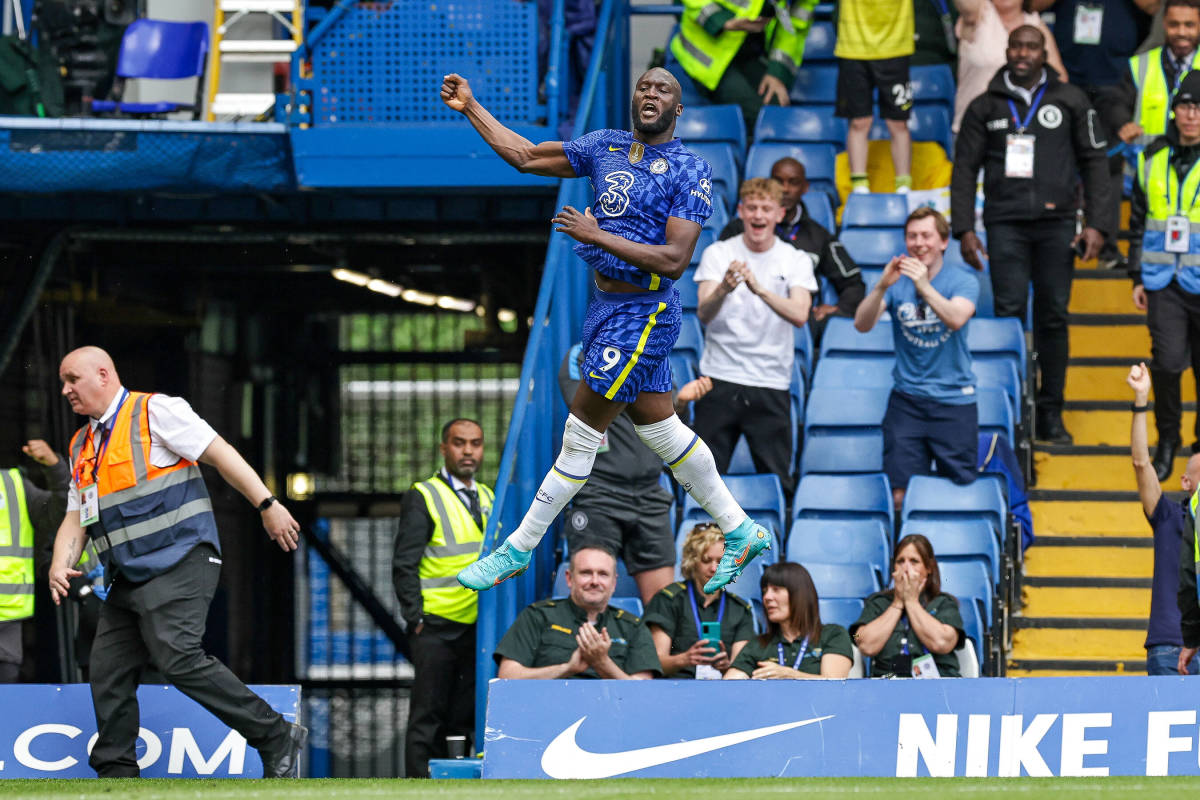 Romelu Lukaku celebrates after scoring for Chelsea against Wolves at Stamford Bridge in May 2022
