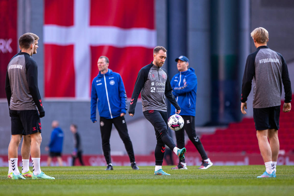 Christian Eriksen pictured kicking a ball during a training session at Copenhagen's Parken Stadium on March 28, 2022