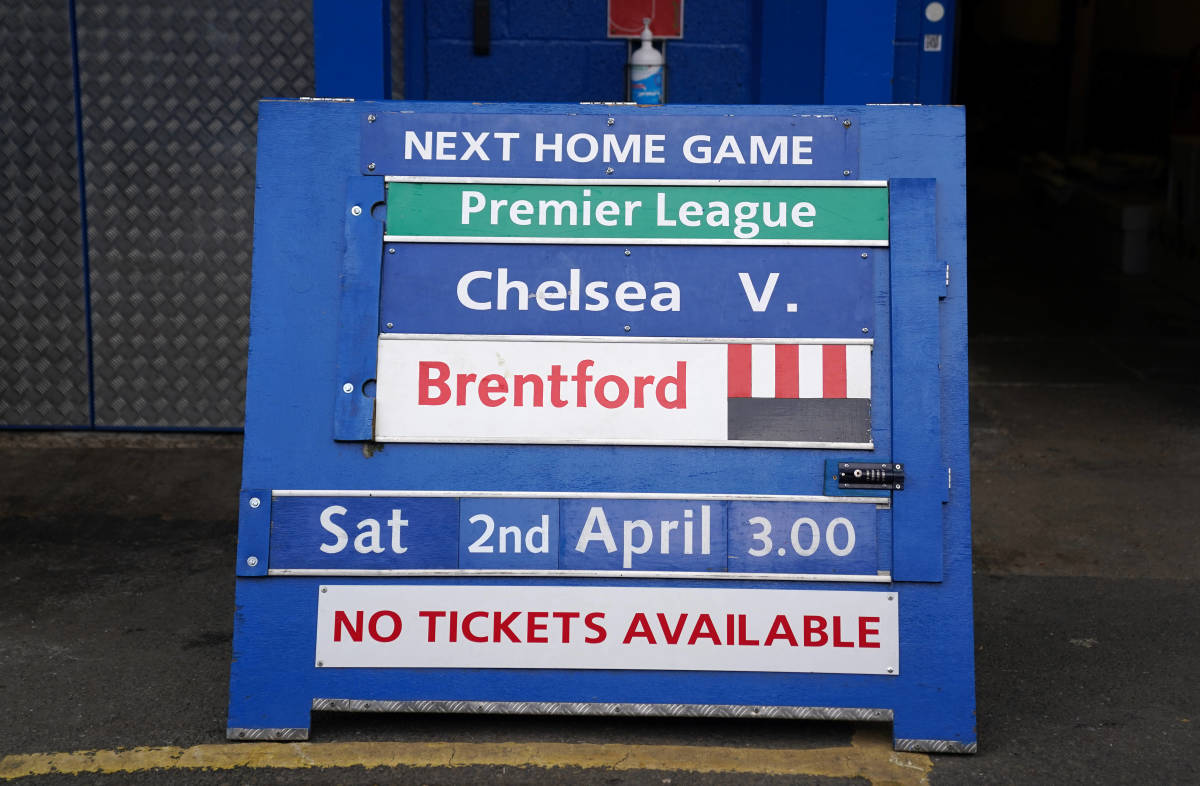 A sign outside Stamford Bridge says "NO TICKETS AVAILABLE" for Chelsea vs Brentford