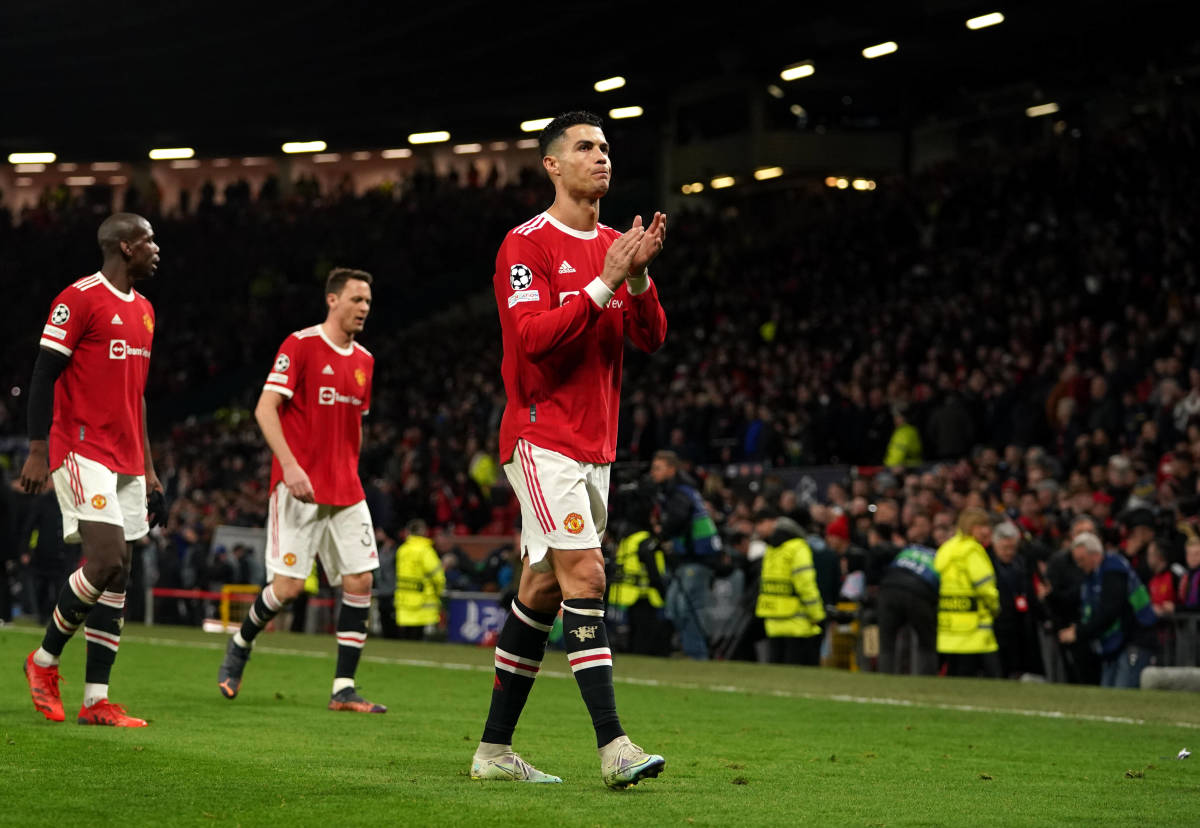 Cristiano Ronaldo applauds Manchester United's fans after their 1-0 defeat by Atletico Madrid