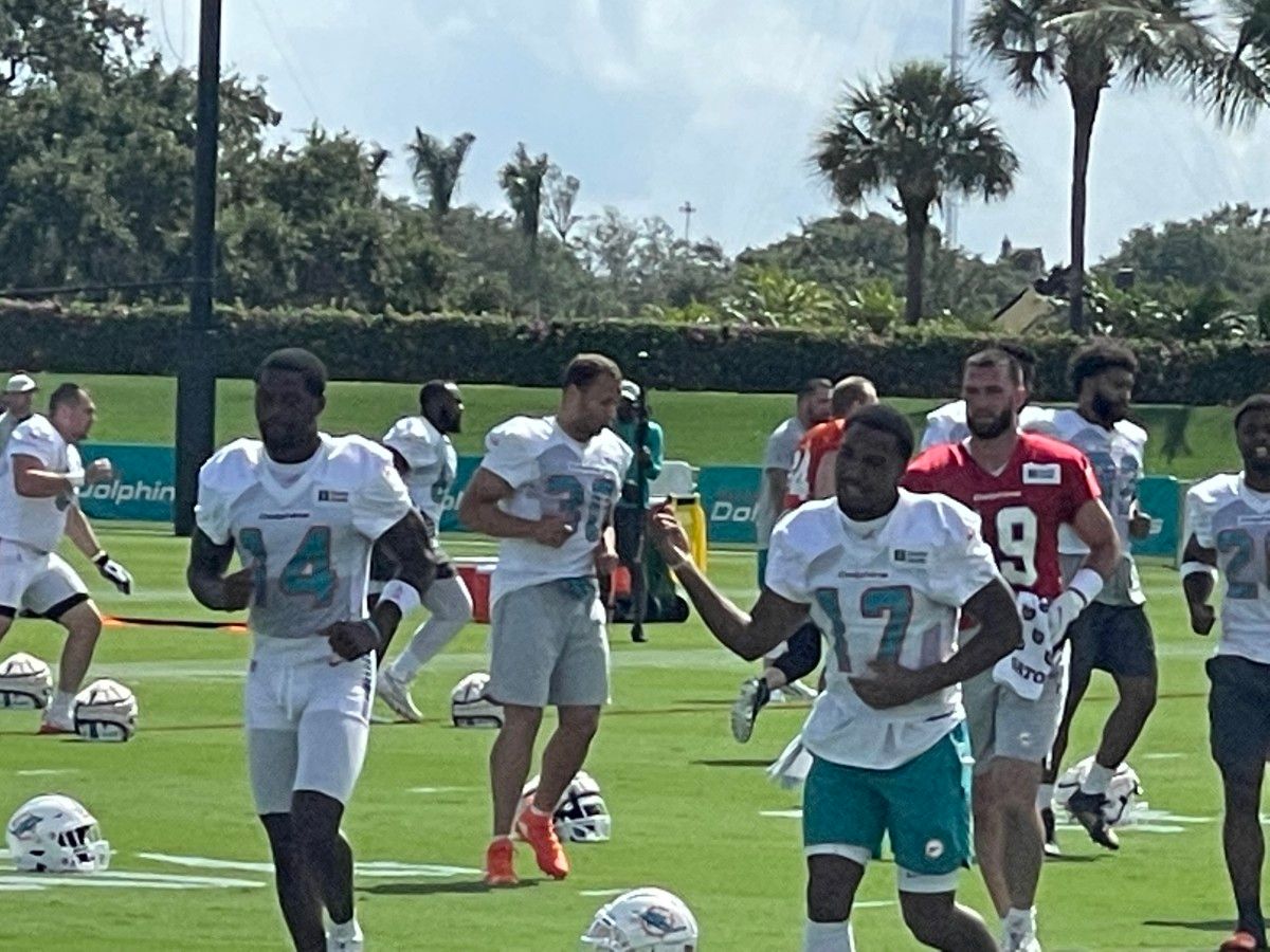 Sunday Miami Dolphins Mailbag: Tua Topics, O-Line Plans, Early Camp Standouts, And More - Sports Illustrated Miami Dolphins News, Analysis and More - Vimarsana News