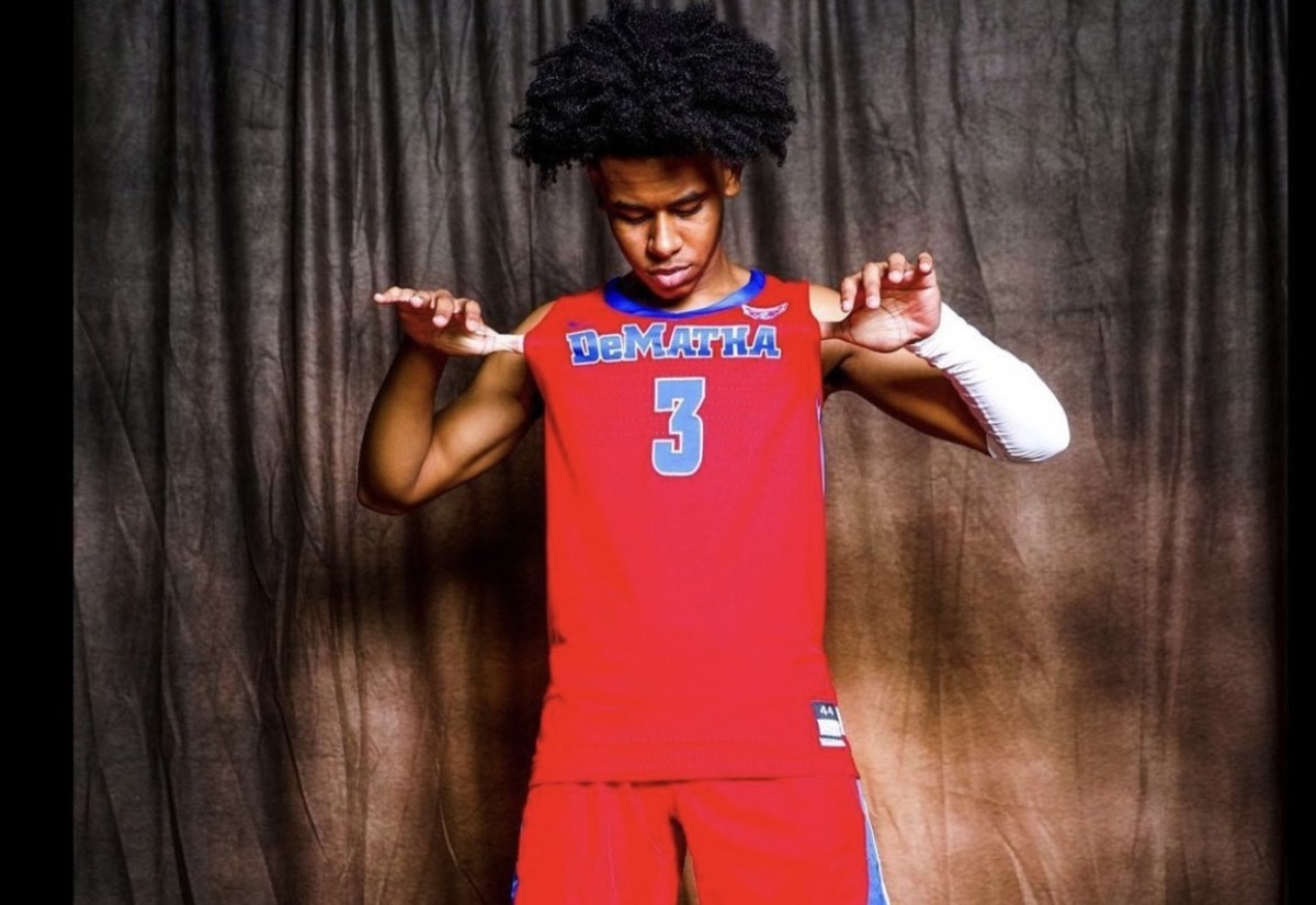 Four-star shooting guard Jaeden Mustaf (Matthews, NC) picked up an offer from Virginia during his unofficial visit on Tuesday.