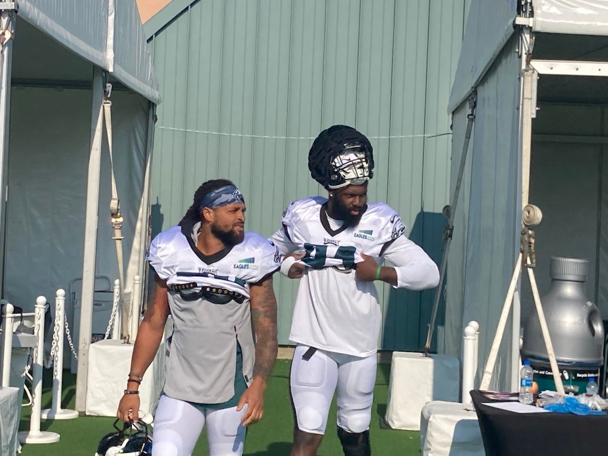 Avonte Maddox (left) and Josh Sweat