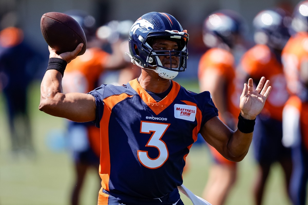 Denver Broncos quarterback Russell Wilson (3) during training camp at the UCHealth Training Center.