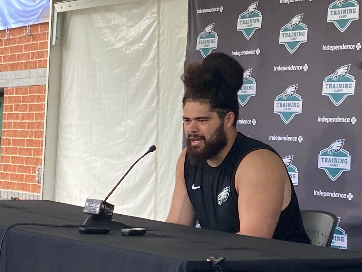 Isaac Seumalo