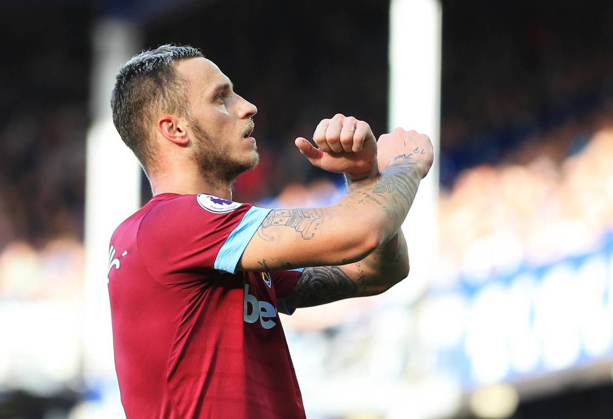 Marco Arnautovic pictured celebrating a goal for West Ham in 2018