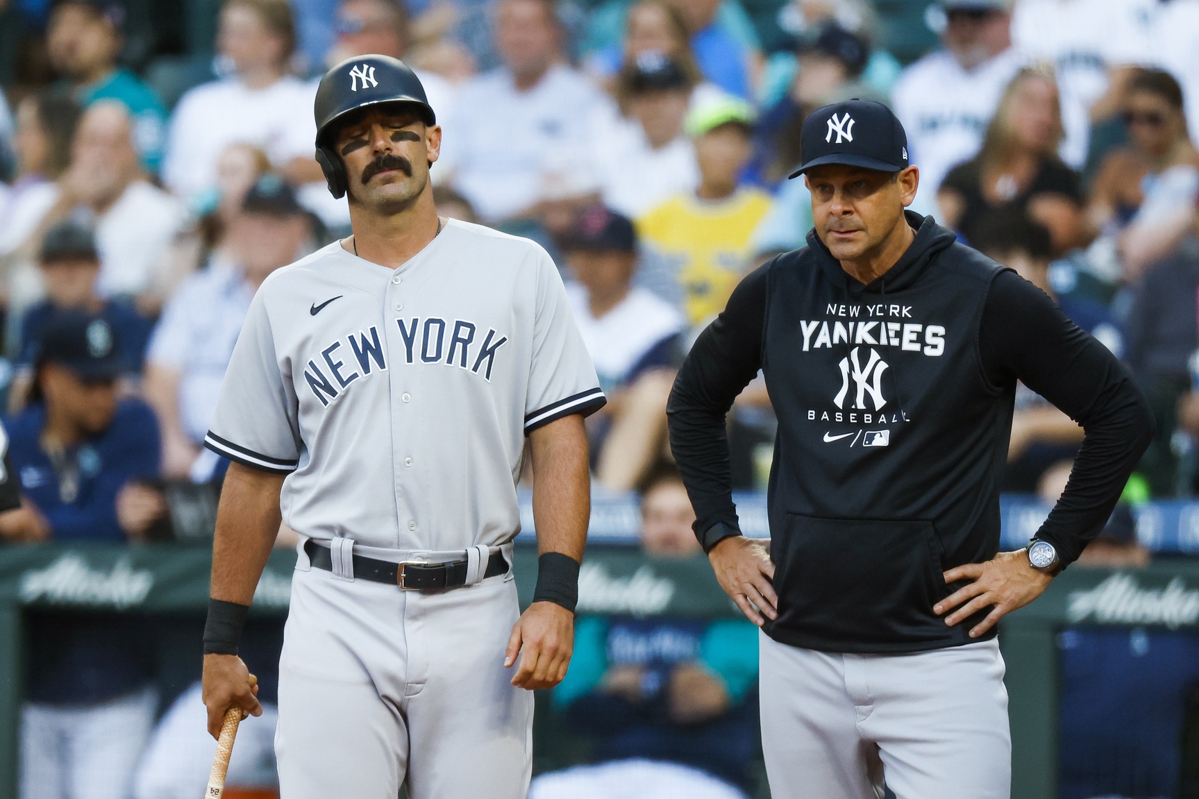 Aaron Boone Reacts to Matt Carpenter Leaving New York Yankees in Free Agency