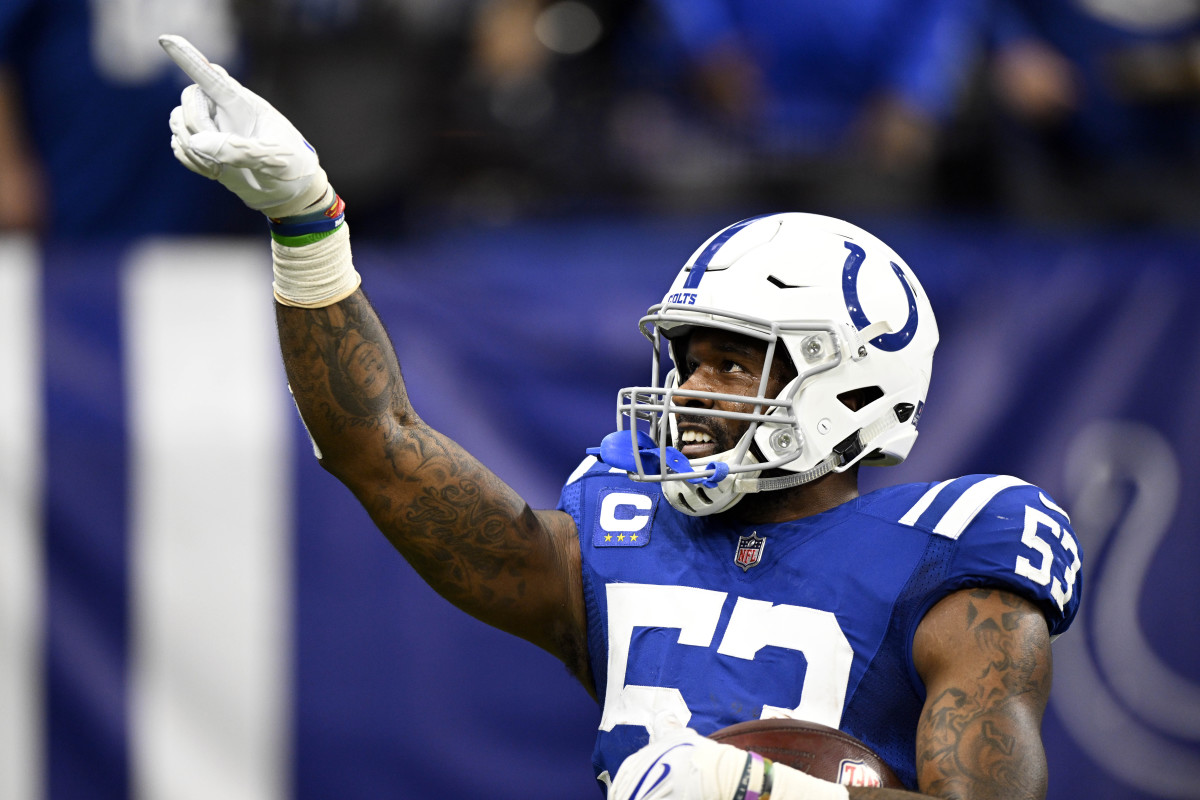 Jan 2, 2022; Indianapolis, Indiana, USA; Indianapolis Colts outside linebacker Darius Leonard (53) points toward a member of the crowd after intercepting the ball during the second half against the Las Vegas Raiders at Lucas Oil Stadium. Raiders won 23-20.