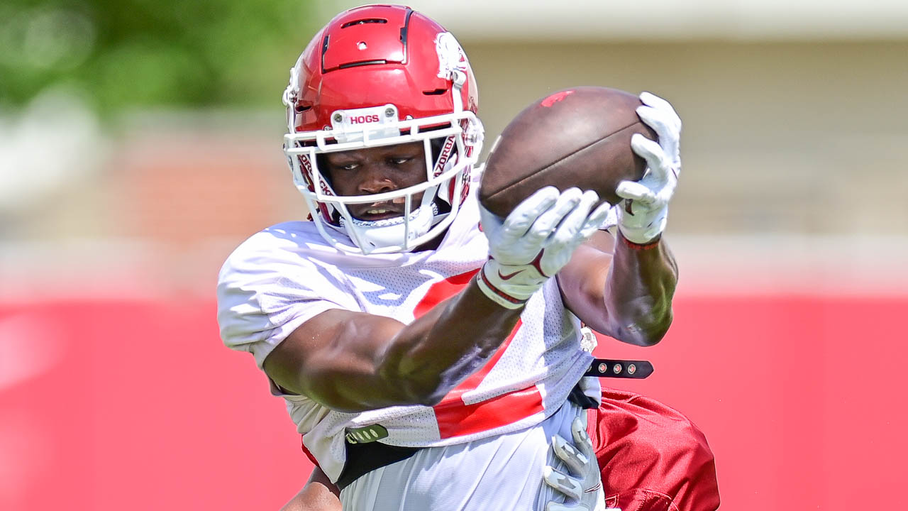 Razorbacks' Ketron Jackson, Jadon Haselwood on Fastest Receivers