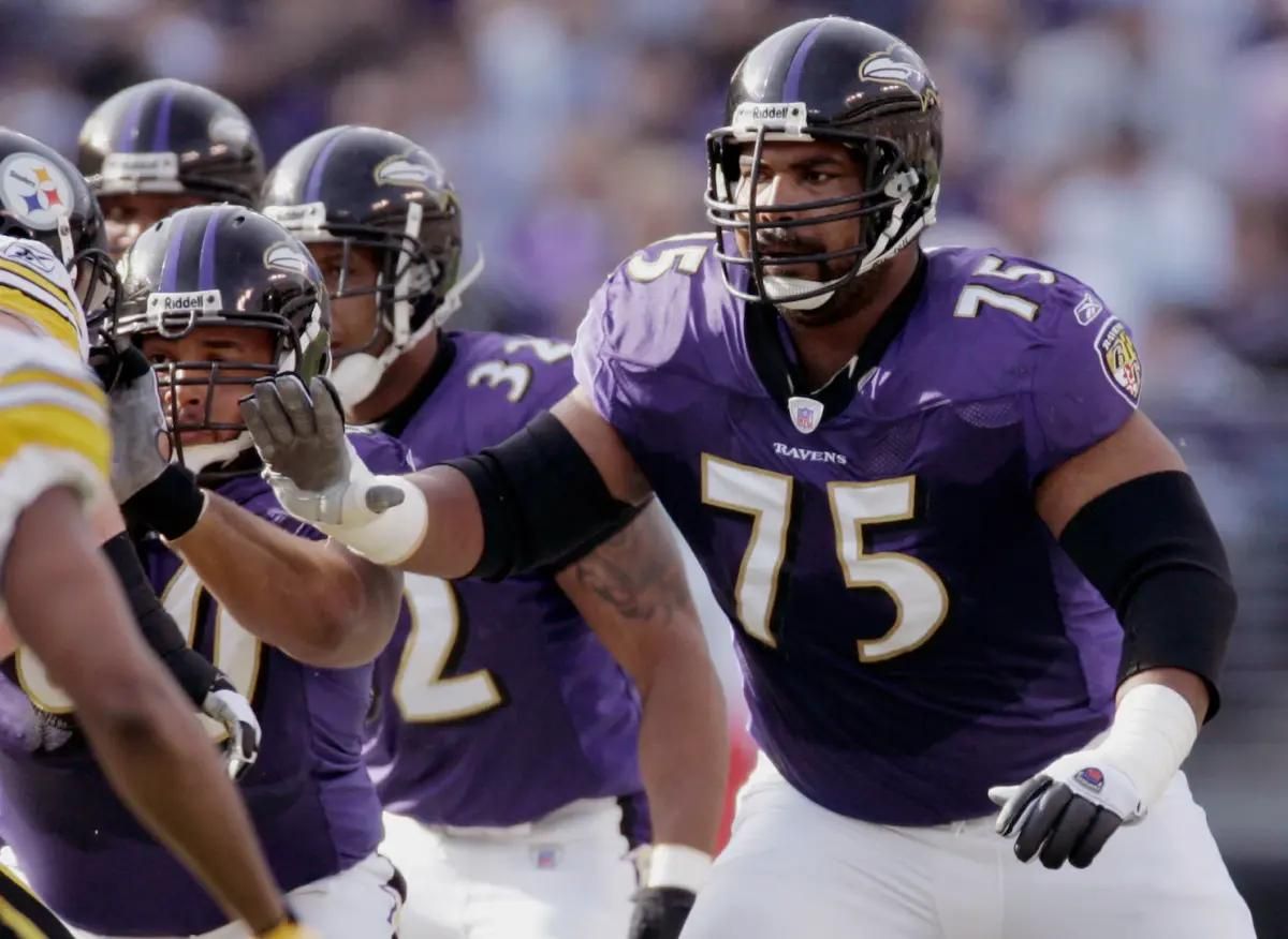 Hall_of_Fame_Football-04c7f-8831