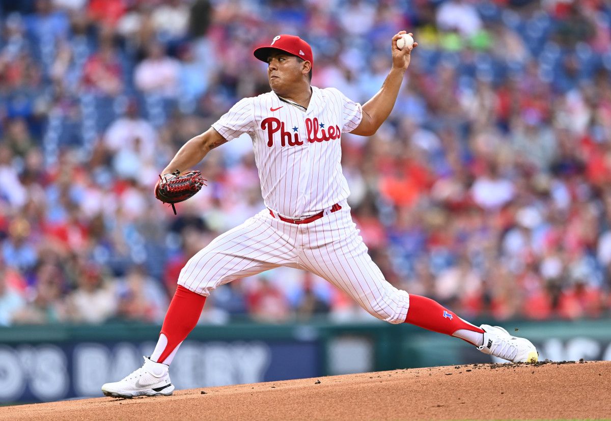 Ranger Suárez throws a pitch against the Washington Nationals.