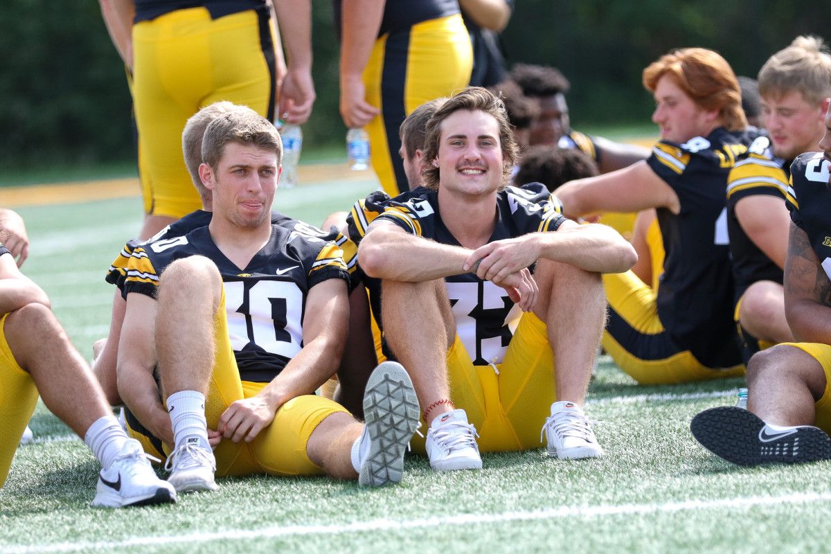 Riley Moss Comfortable with Returning to Iowa - Sports Illustrated Iowa ...