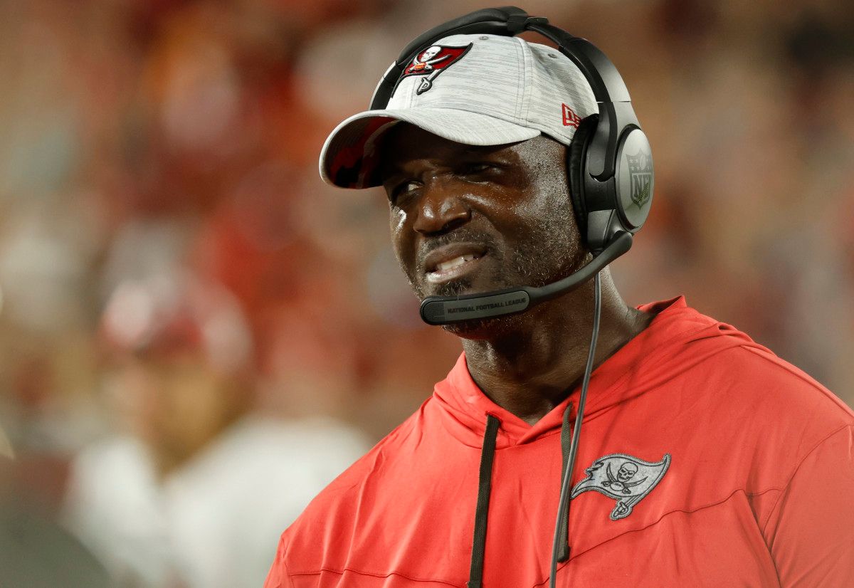 Three Buccaneers Injured in First Preseason Game of the Year - Vimarsana News