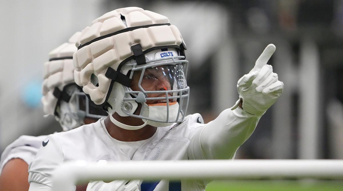 Indianapolis Colts running back Jonathan Taylor (28) points during a drill at training camp Wednesday, July 27, 2022, at Grand Park Sports Campus in Westfield, Ind.