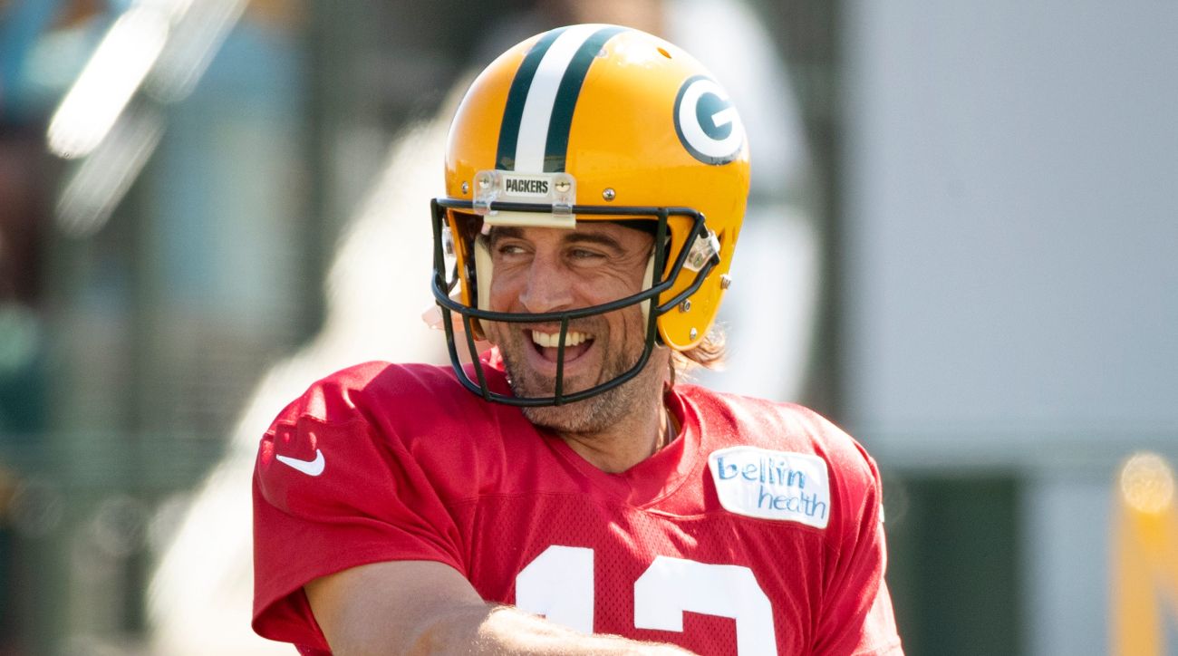 Aaron Rodgers Meets With Packers WRs After QB's Rant - Vimarsana News