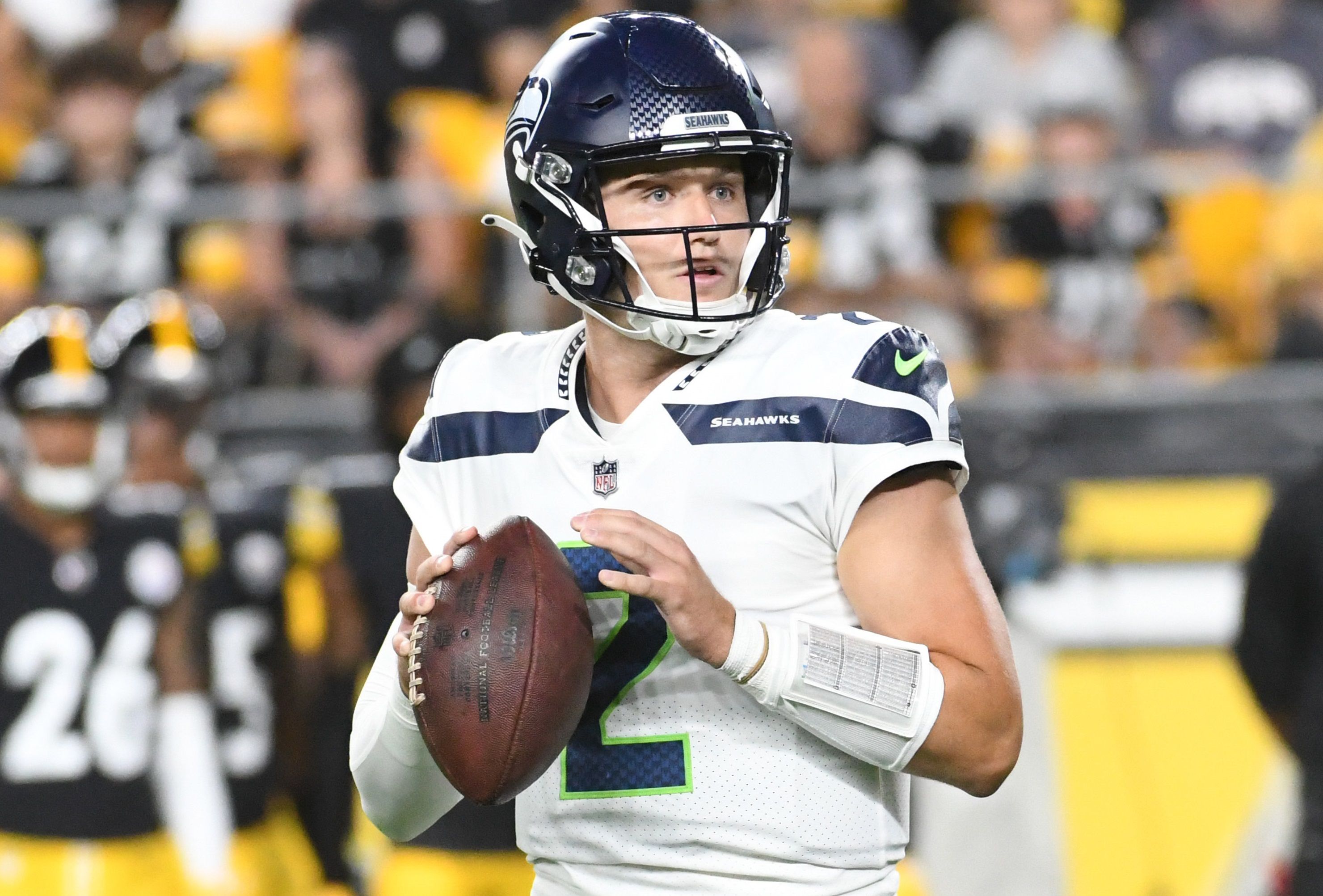 Seattle Seahawks QB Drew Lock Returns to Practice After COVID Bout - Sports Illustrated Seattle Seahawks News, Analysis and More - Vimarsana News