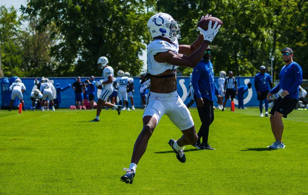Indianapolis Colts wide receiver Mike Strachan (17) catches a ball near the sideline Thursday, Aug. 18, 2022, during a joint training camp with the Detroit Lions at the Grand Park Sports Campus in Westfield, Indiana. Colts Lions Training Camp Photos 2022