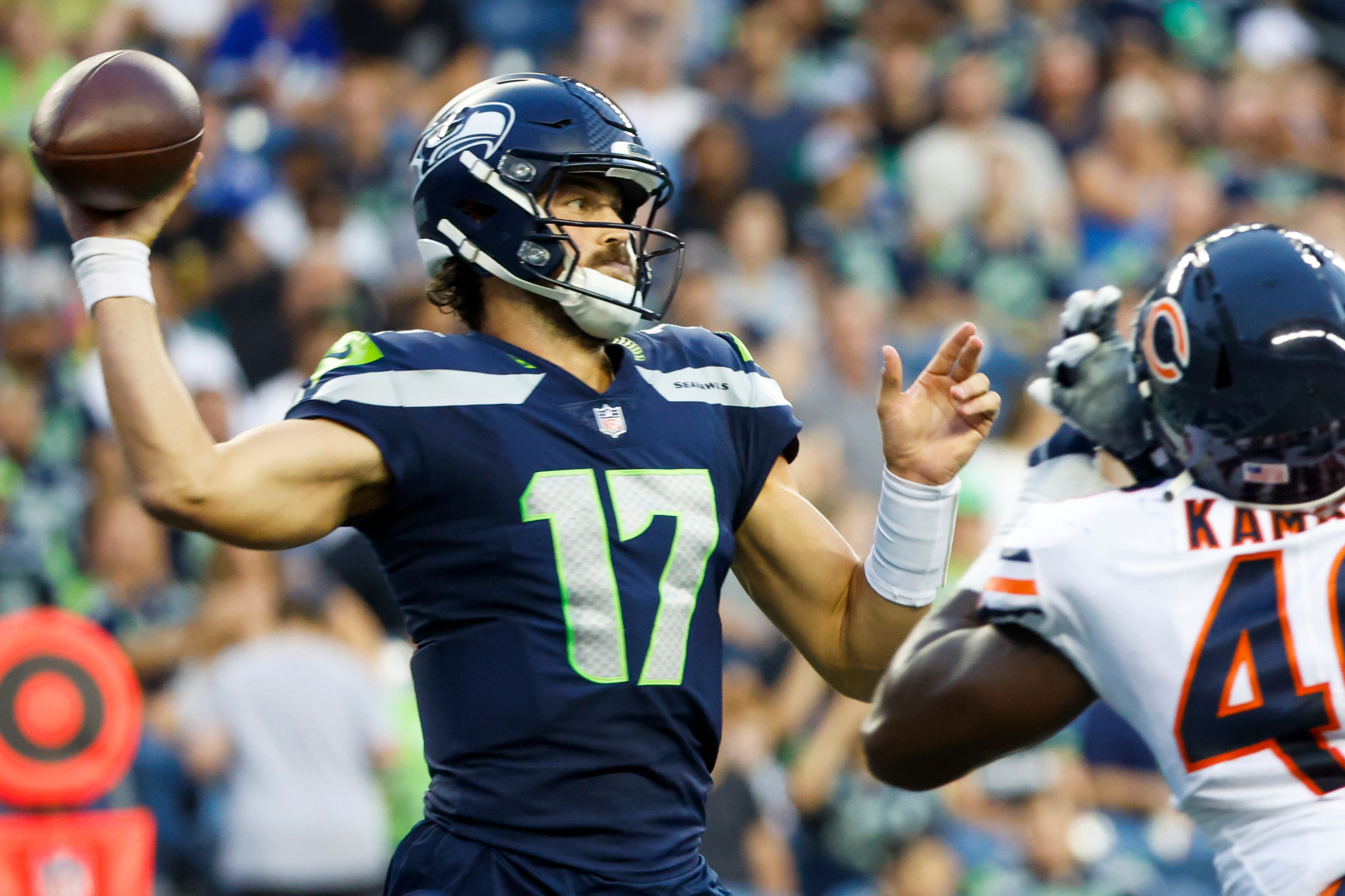 After 'Whirlwind' Week, Jacob Eason Emerges as Rare Bright Spot in Seahawks Exhibition Loss to Bears - Vimarsana News