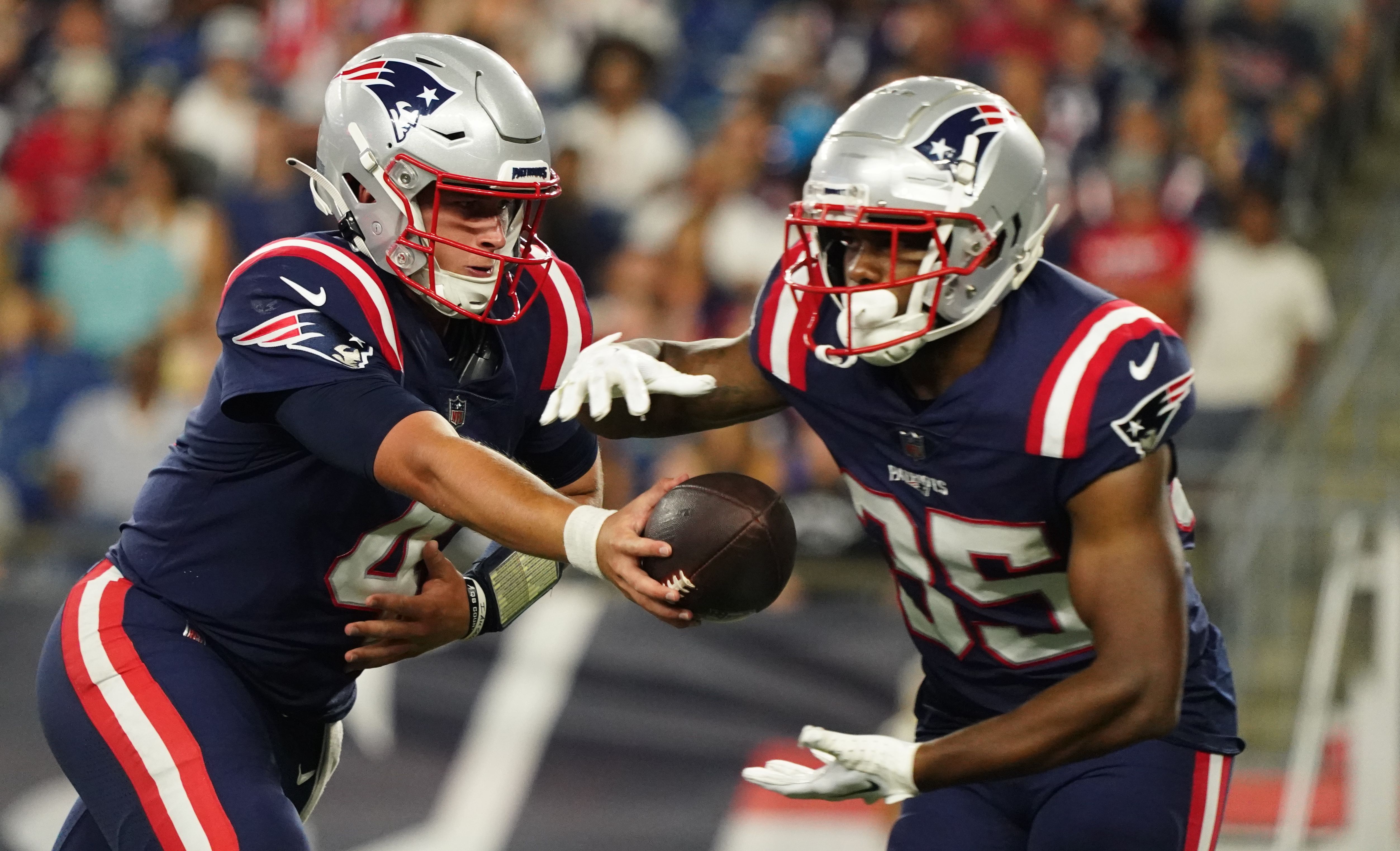 New England Patriots Carolina Panthers OFFENSE Snap Counts: Who Played Most? - Sports Illustrated New England Patriots News, Analysis and More - Vimarsana News