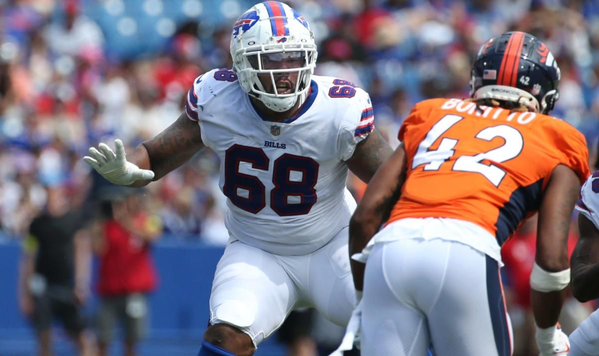 Bills right tackle Bobby Hart (68) blocks Denver linebacker Nik Bonitto (42) at the line during the Bills preseason game against Denver Saturday, Aug. 20, 2022 at Highmark Stadium. Sd 082022 Bills 84 Spts