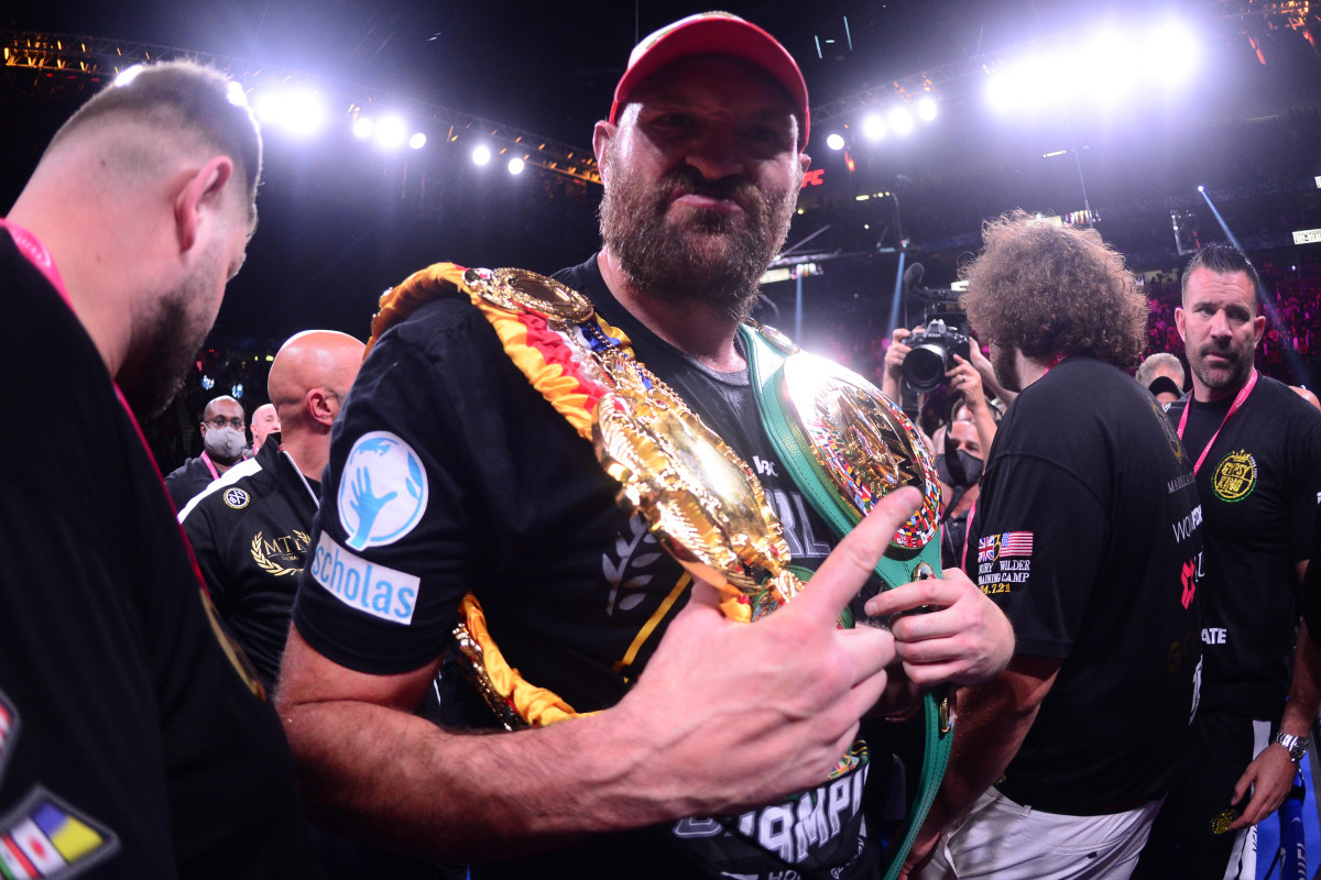 Tyson Fury celebrates after knocking out Deontay Wilder (not pictured) during their WBC/Lineal heavyweight championship boxing match at T-Mobile Arena.