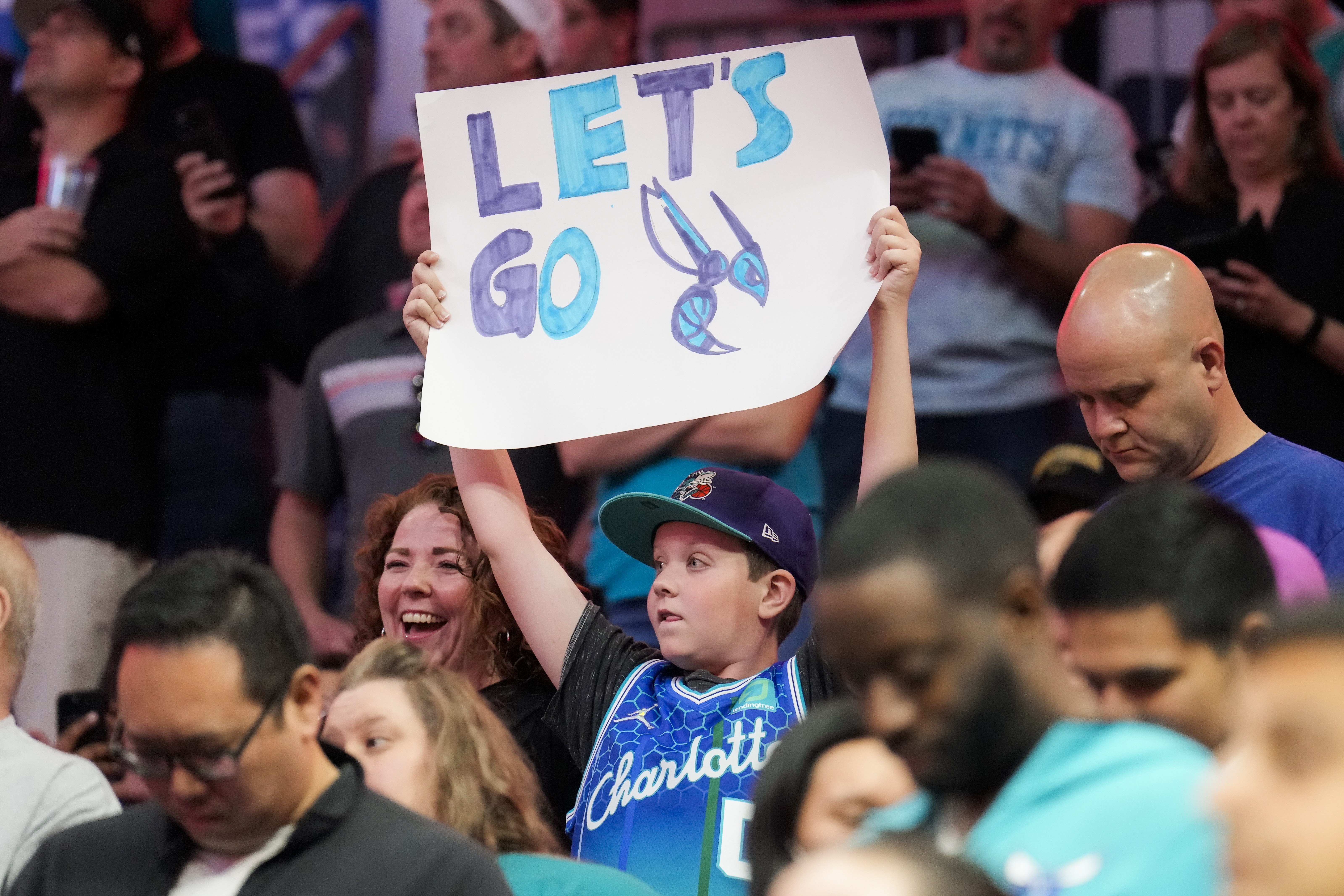 Only A True Charlotte Hornets Fan Pass This Trivia Quiz