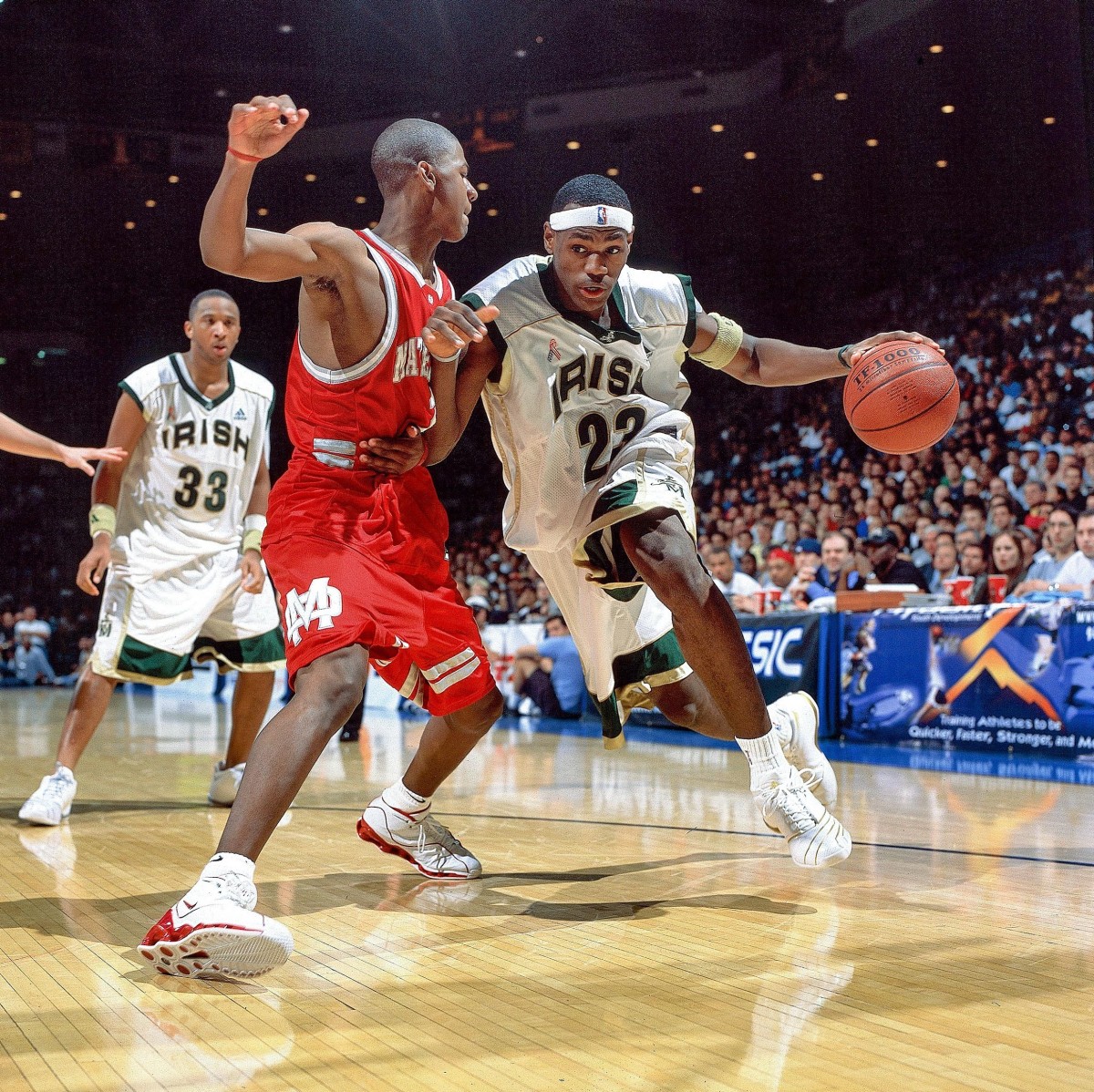 Long before his kids were doing the prep showcase thing, LeBron took St. V’s to L.A. and offed Mater Dei Prep on national TV.