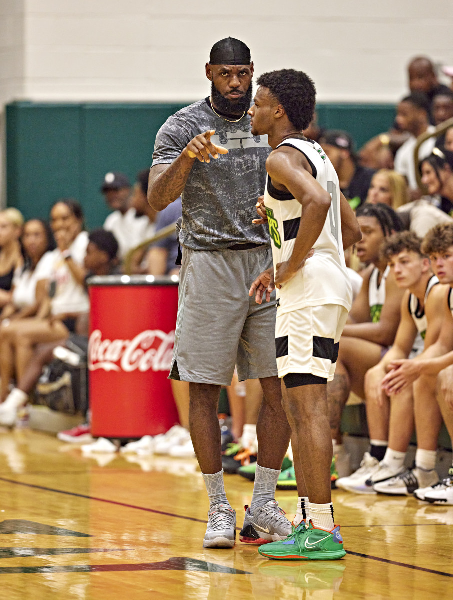 LeBron’s not just a live-in example of how to ball, he’s also occasionally Bronny’s coach, here assisting with the Blue Chips.