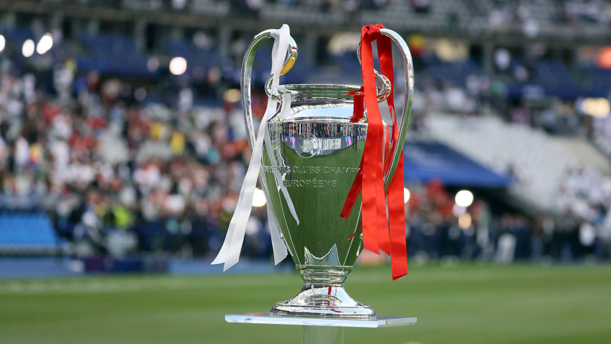 Trophée De La Ligue des Champions De 2022, TrophéE du Champion