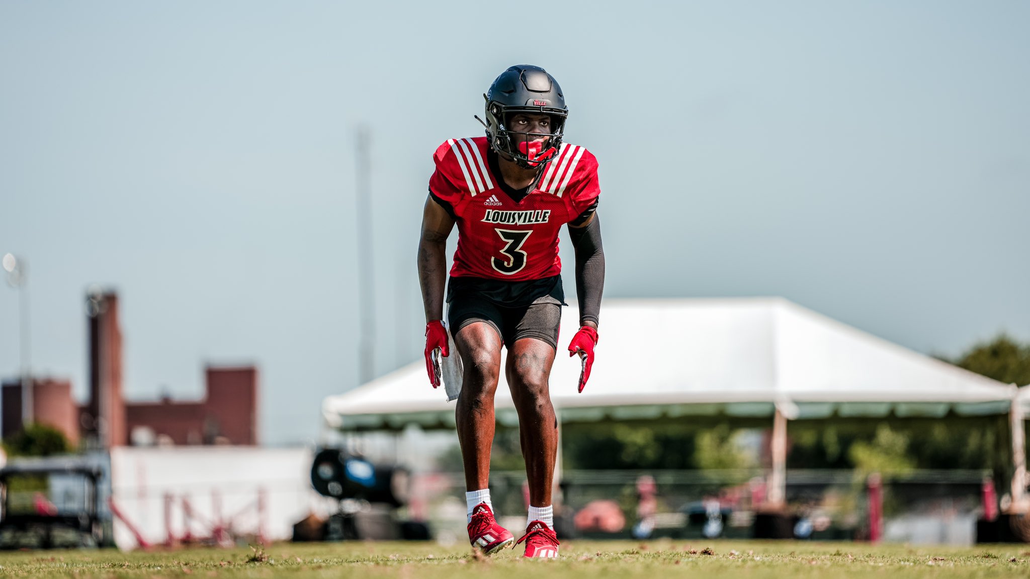 Cornerback Quincy Riley Showcases Ball Skills in Louisville Football's