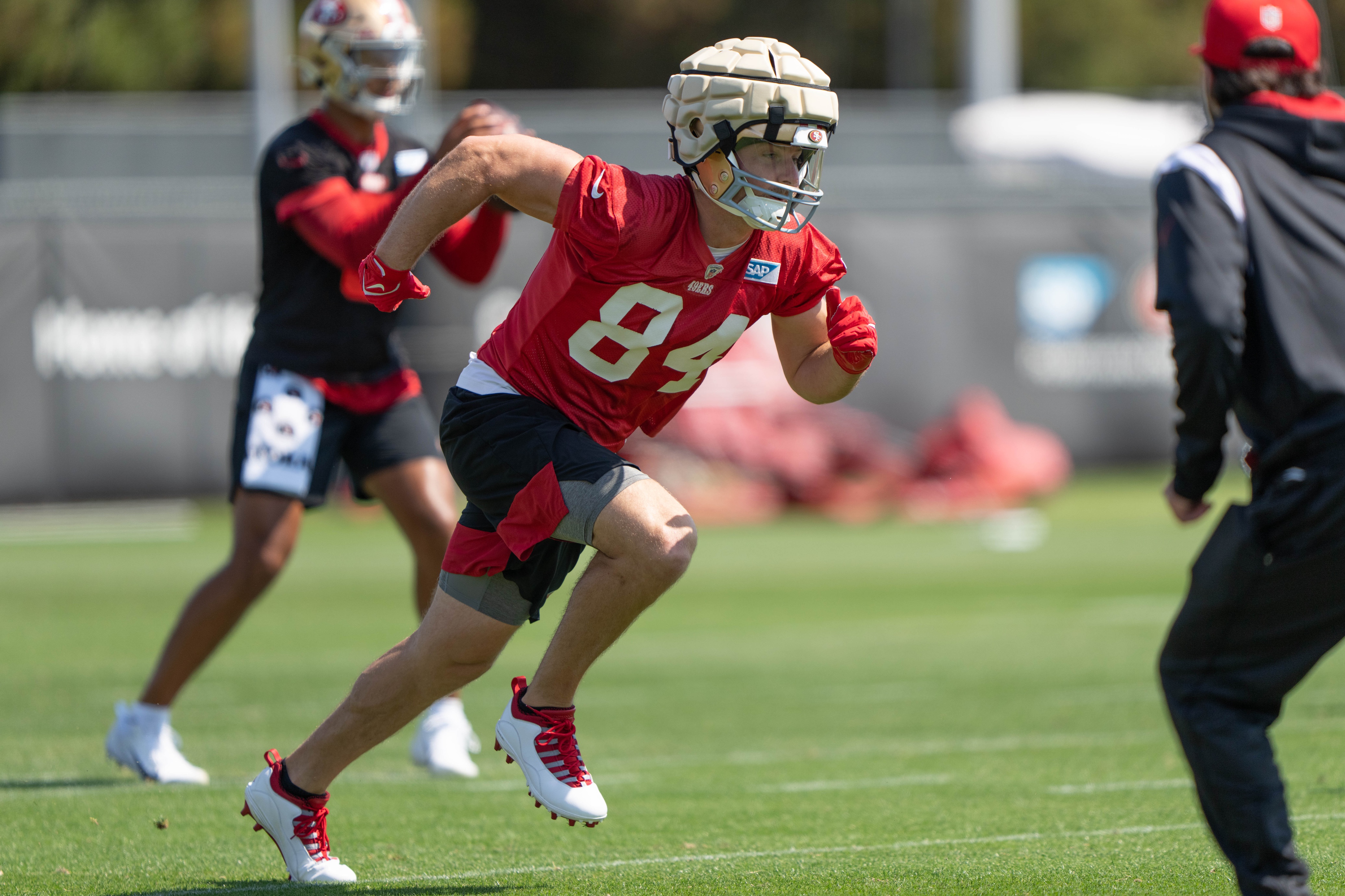 Giants Sign Tight End Tanner Hudson Sports Illustrated New York