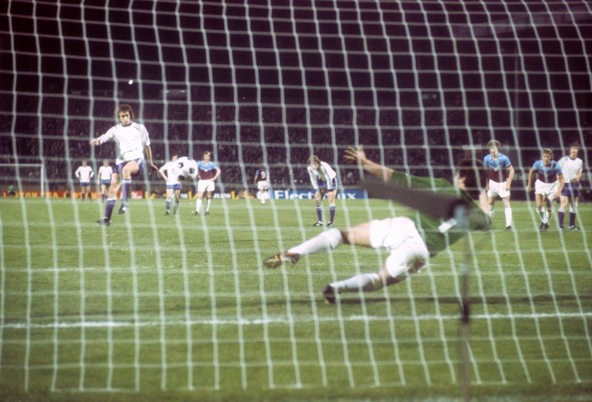 An action shot from the 1976 European Cup Winners' Cup final, which Anderlecht won 4-2 against West Ham United