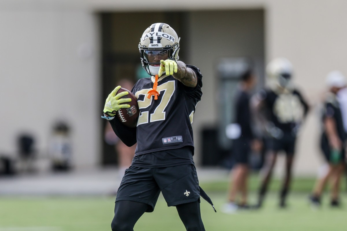 New Orleans Saints cornerback Alontae Taylor (27) reacts after a catch during training camp . Mandatory Credit: Stephen Lew-USA TODAY Sports