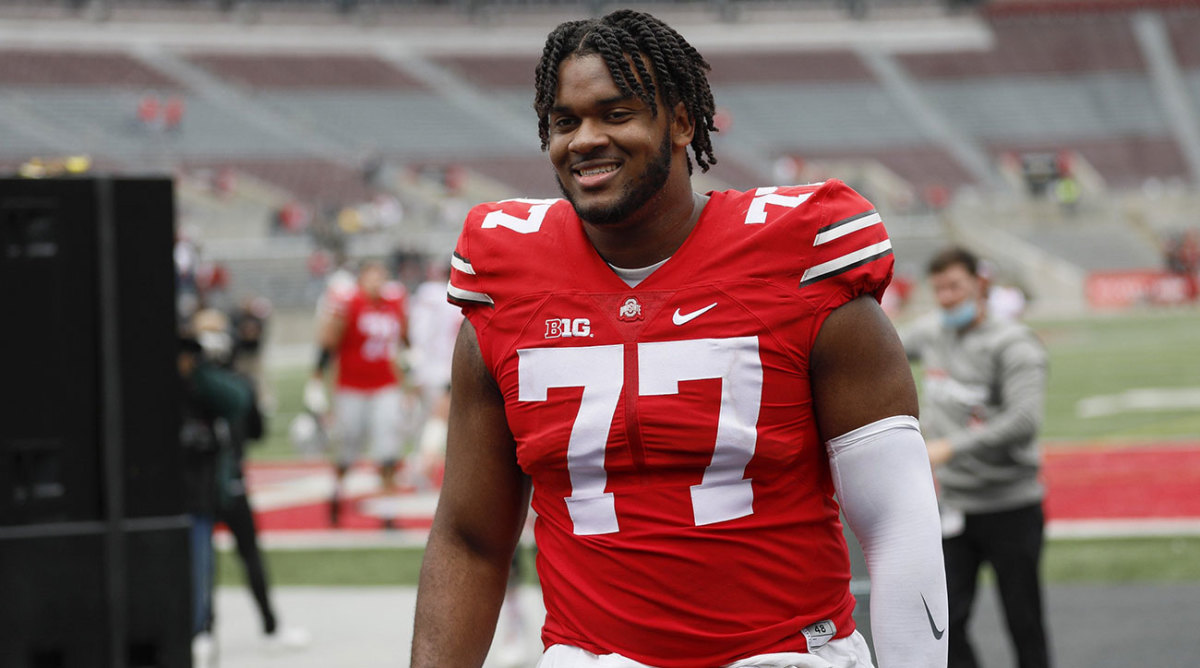 Paris Johnson Jr. walks off the field at Ohio State’s spring game