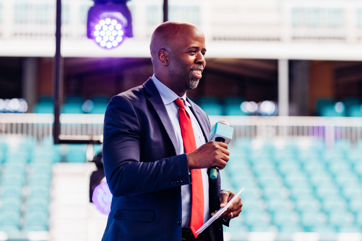 Wednesday Miami Dolphins Notebook: Tua Thoughts, Jenkins Tribute, “Perfect” Book, and More