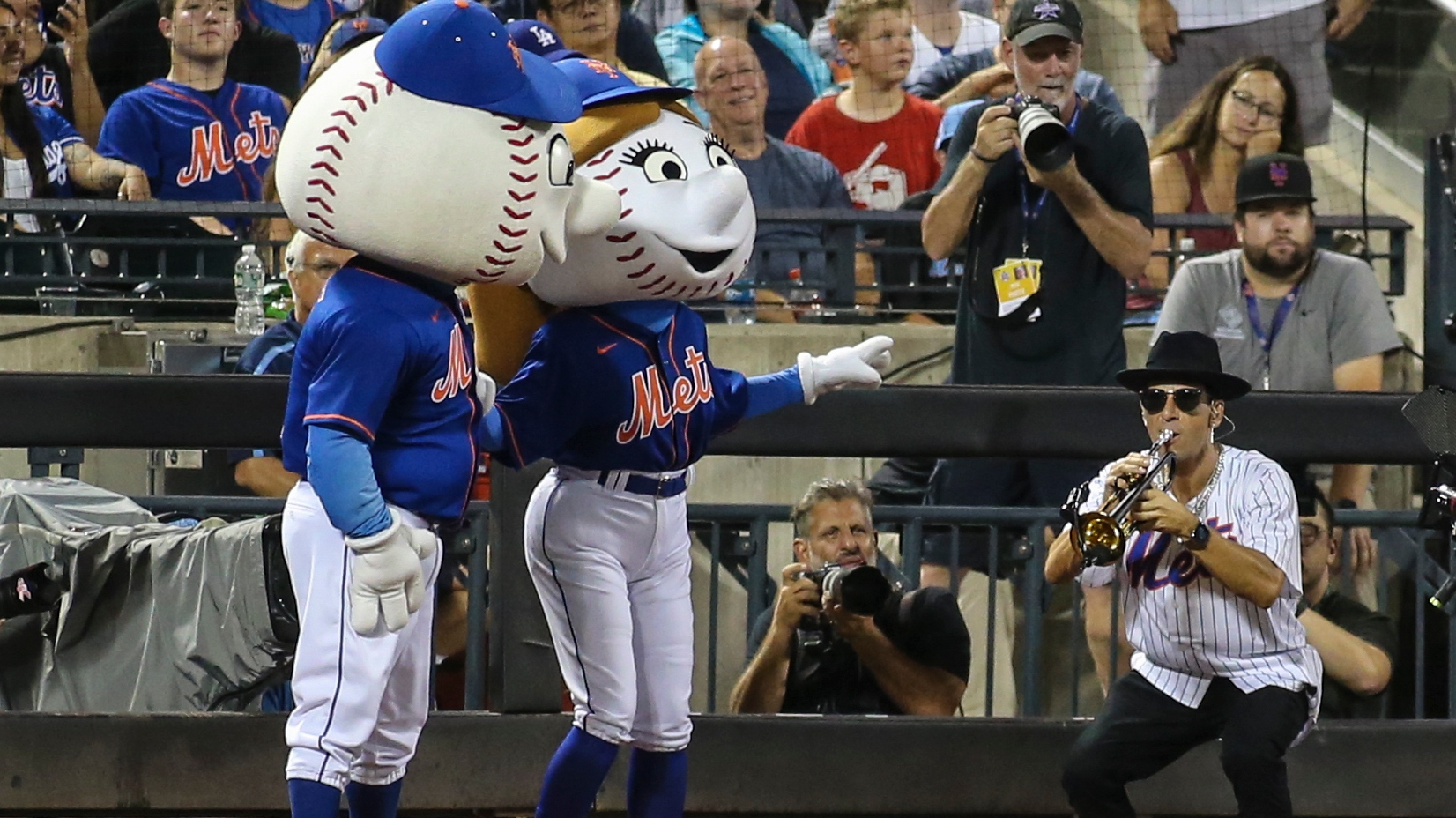 Timmy Trumpet keert terug naar Citifield, stelt Edwin Diaz . voor