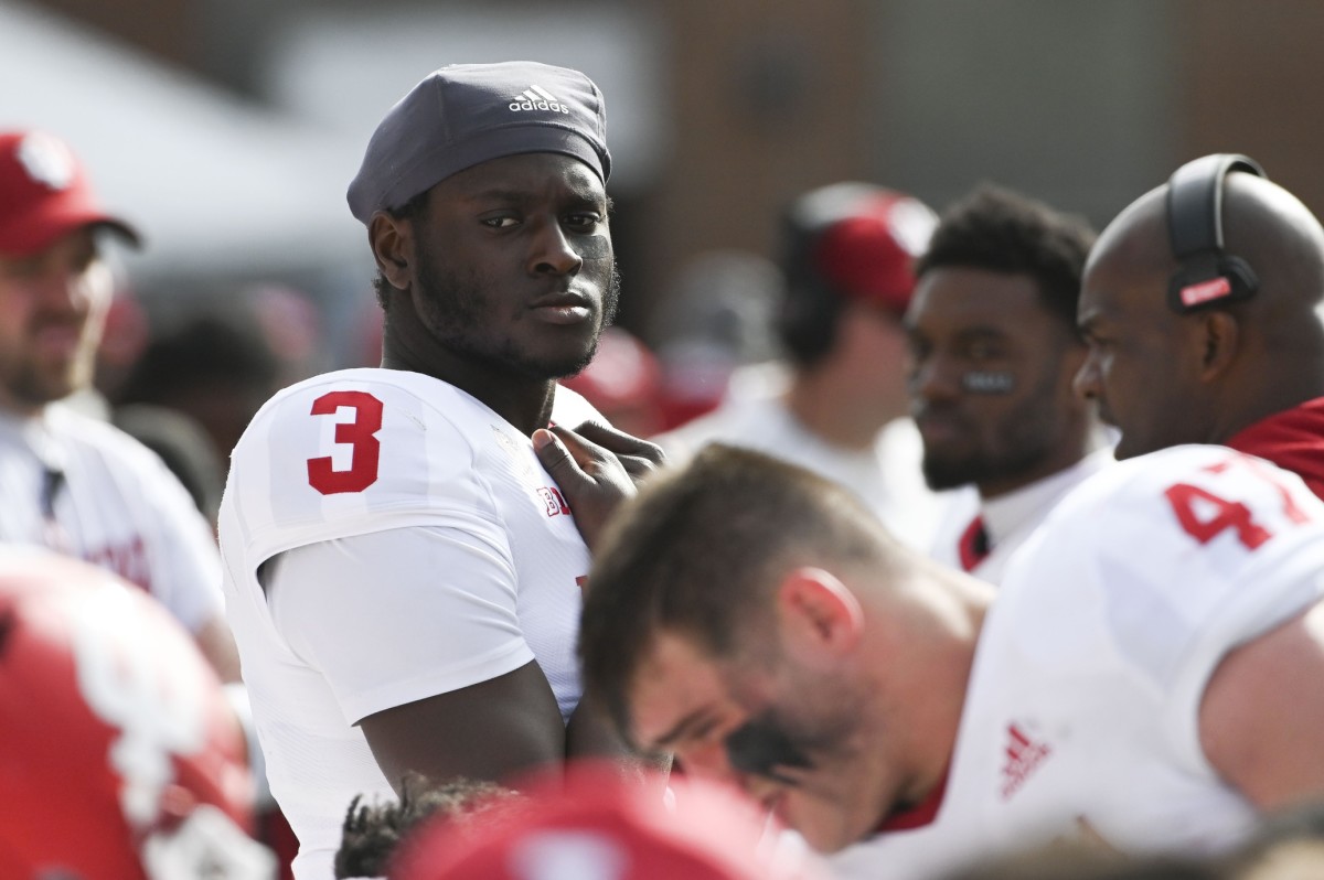 Indiana cornerback Tiawan Mullen missed a lot of the 2021 season with injuries, but he's healthy now and expected to have a major impact on the Hoosiers' secondary this season. (USA TODAY Sports)